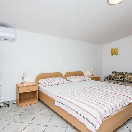 Delic-pejic Apartment