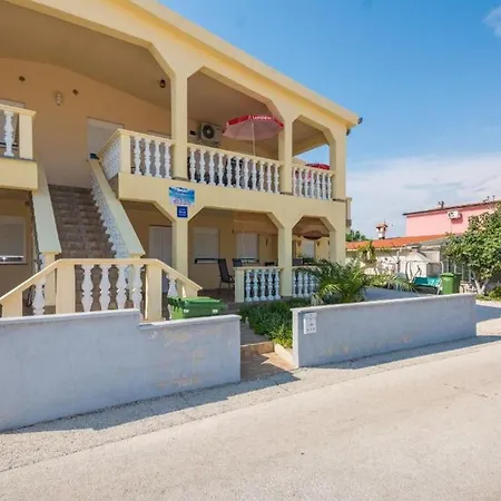 Delic-pejic Apartment