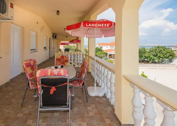 Apartamento Delic-pejic Vir