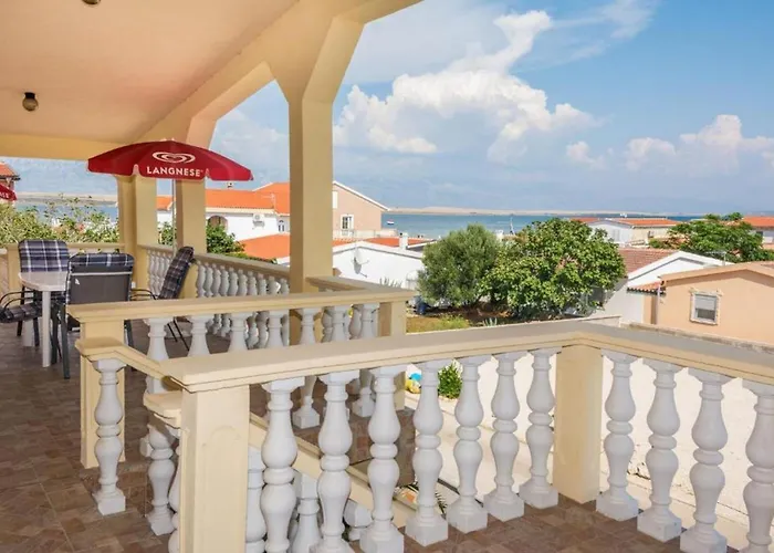 Apartamento Delic-pejic Vir