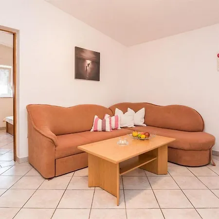 Delic-pejic Apartment